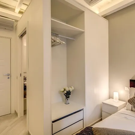 Dimore Costaguti بيت ضيافة