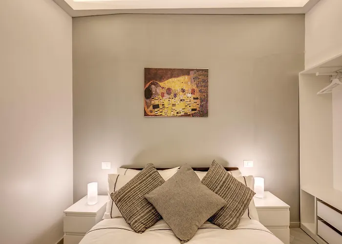 Гостевой дом Dimore Costaguti 3*